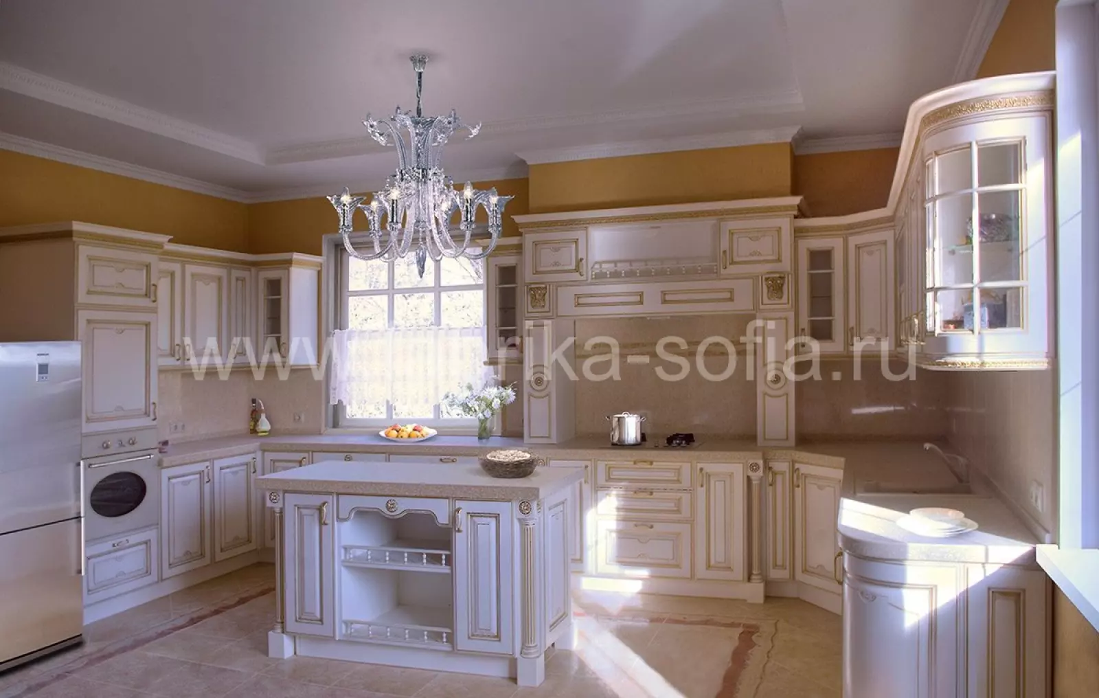 Роскошная белая кухня с золотистым обрамлением