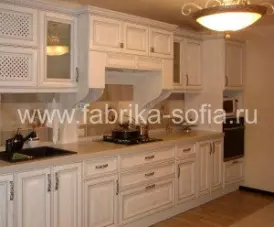 Современный кухонный гарнитур в классическом стиле от производителя