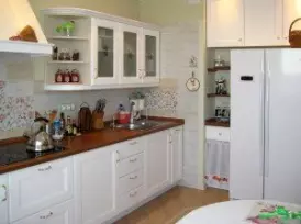 Светлая современная кухня от производителя в Краснодаре