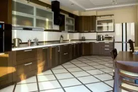 Угловая современная кухня на заказ от производителя