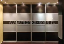 Вместительный четырехдверный шкаф-купе от производителя под заказ